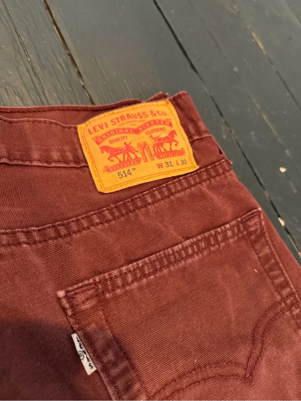 Levi's Men's 514 Jeans in Burgundy